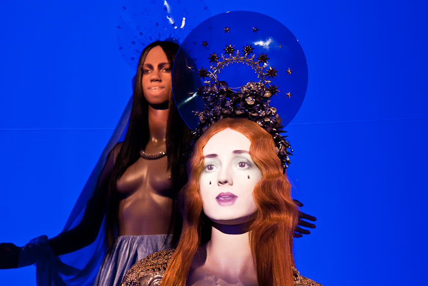 Kelly_thompson_blog_NGV_Jean_Paul_Gaultier_Melbourne_National_Gallery_Sidewalk_catwalk