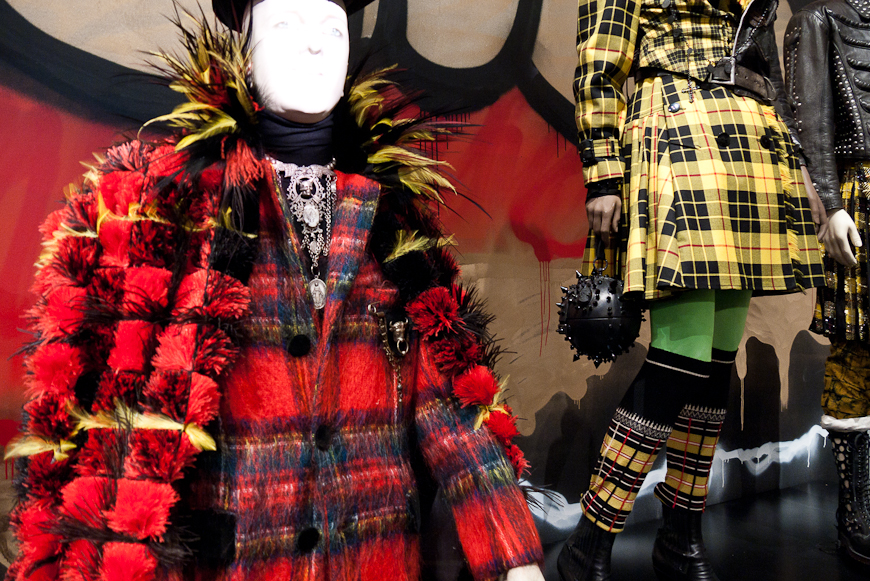 Kelly_thompson_blog_NGV_Jean_Paul_Gaultier_Melbourne_National_Gallery_Sidewalk_catwalk